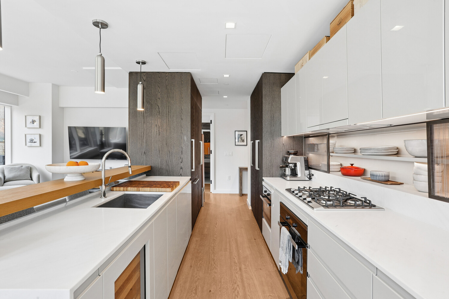 202 BROOME Street 7M