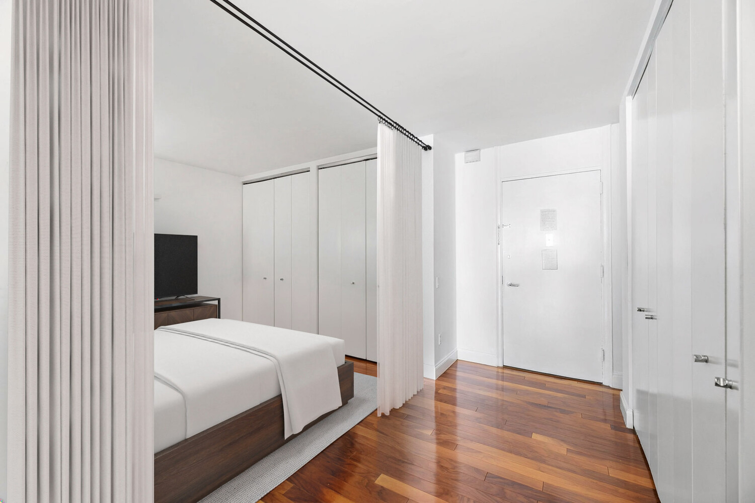 88 GREENWICH Street 2009