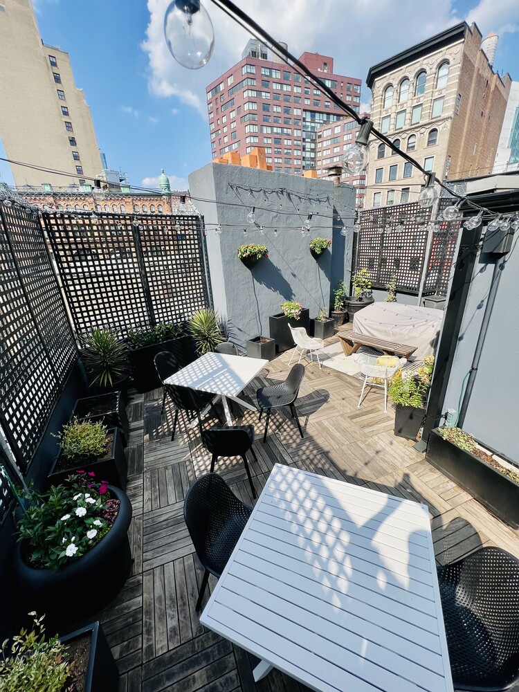 49 E 12TH Street 1B
