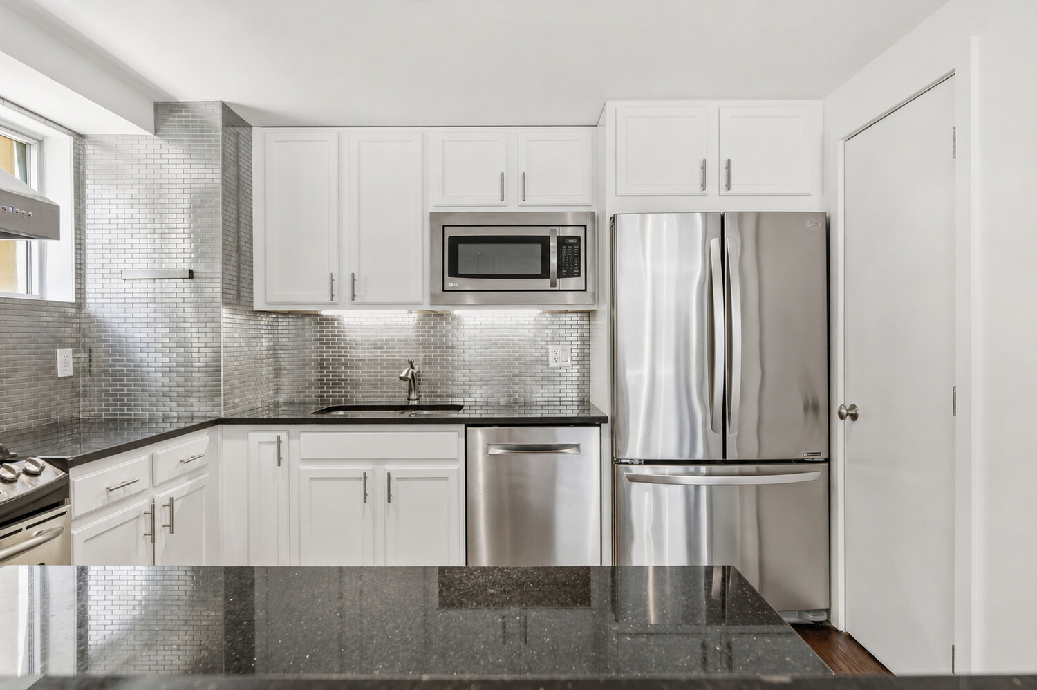 381 LENOX Avenue 3A