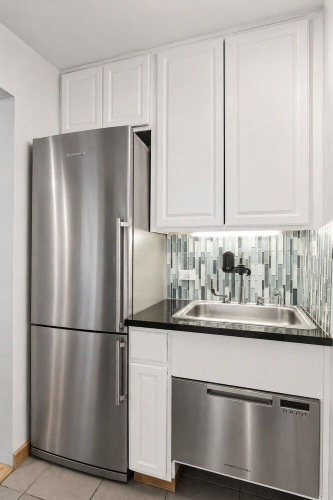 435 E 77TH Street 7C