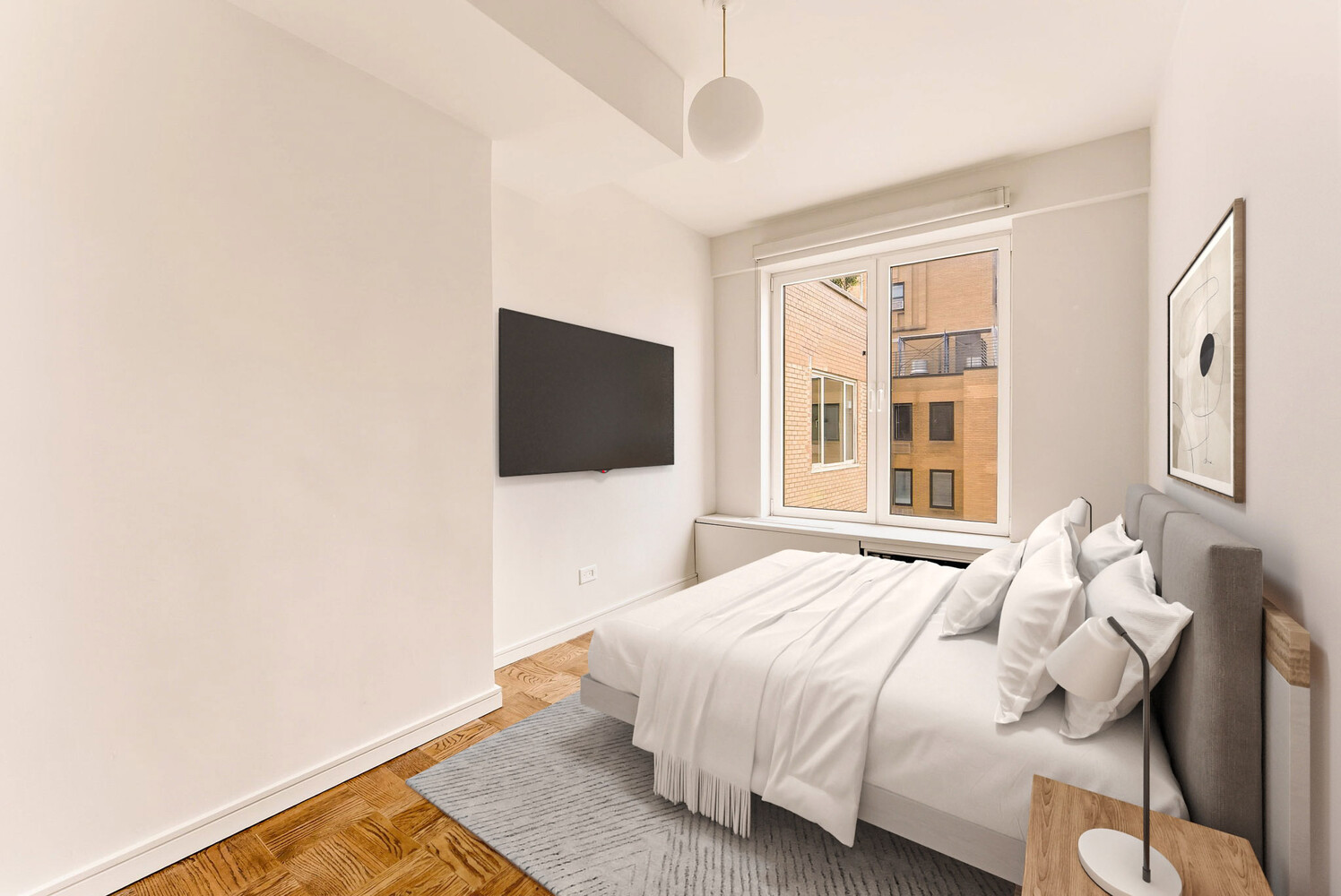 1050 5TH Avenue PHA