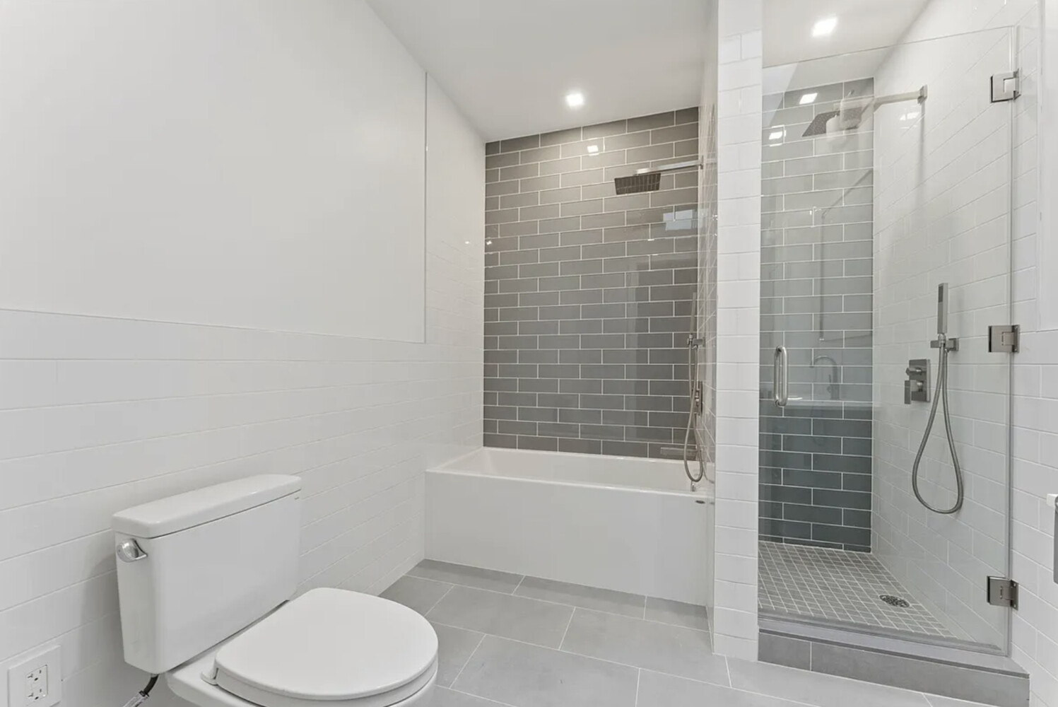 32 W 120TH Street