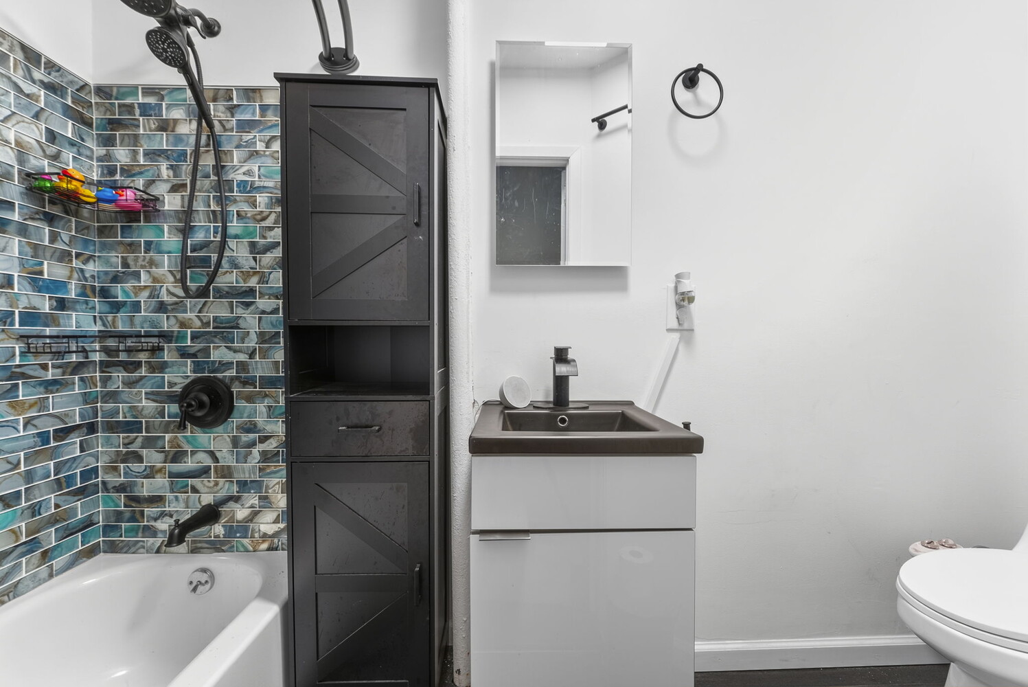 424 E 115TH Street 3D