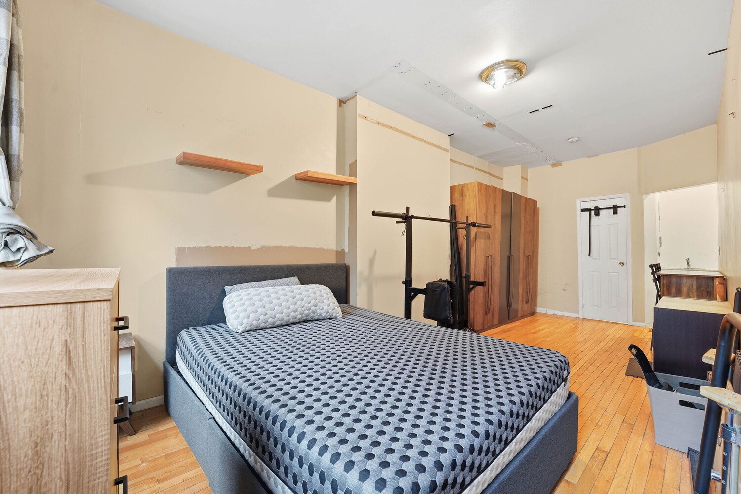 424 E 115TH Street 2B
