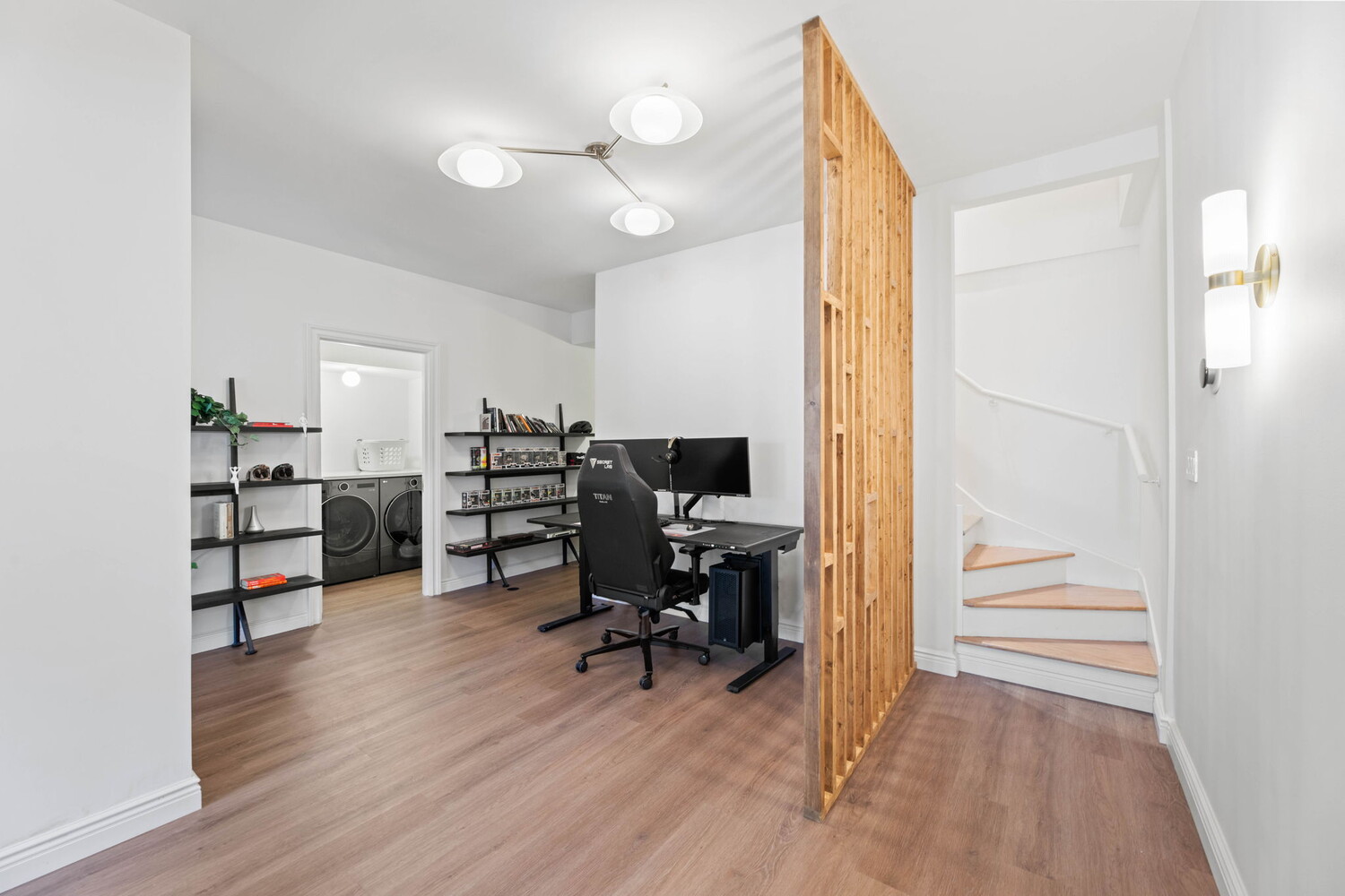 214 N 11TH Street 1V