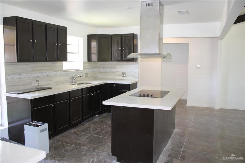 2813 Hibiscus Avenue, McAllen