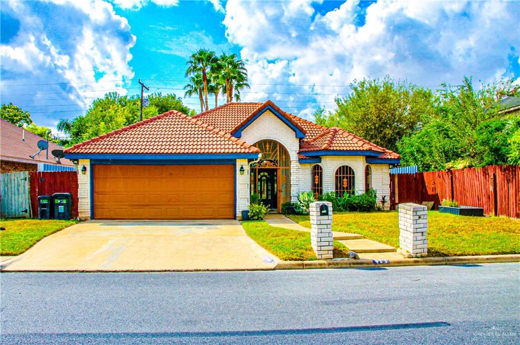 915 Oak Lane