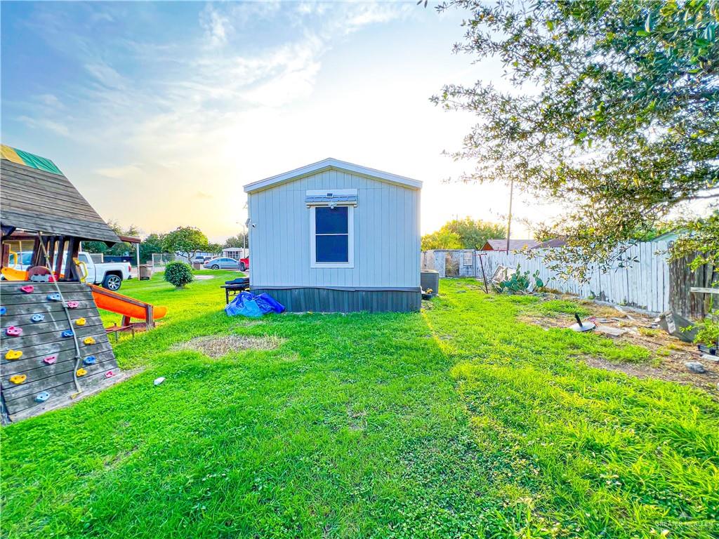 1304 Trout Court