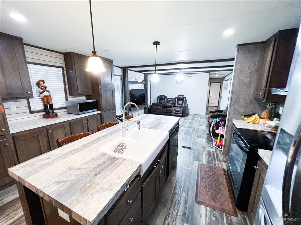 1304 Trout Court