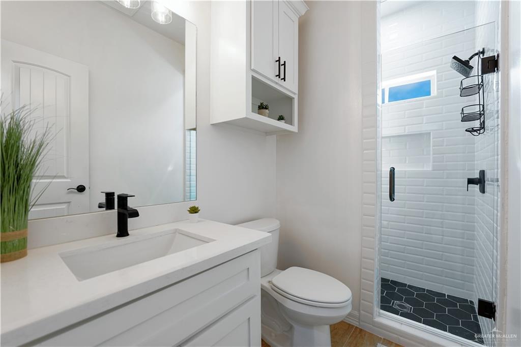 2012 W Bella Vista Avenue