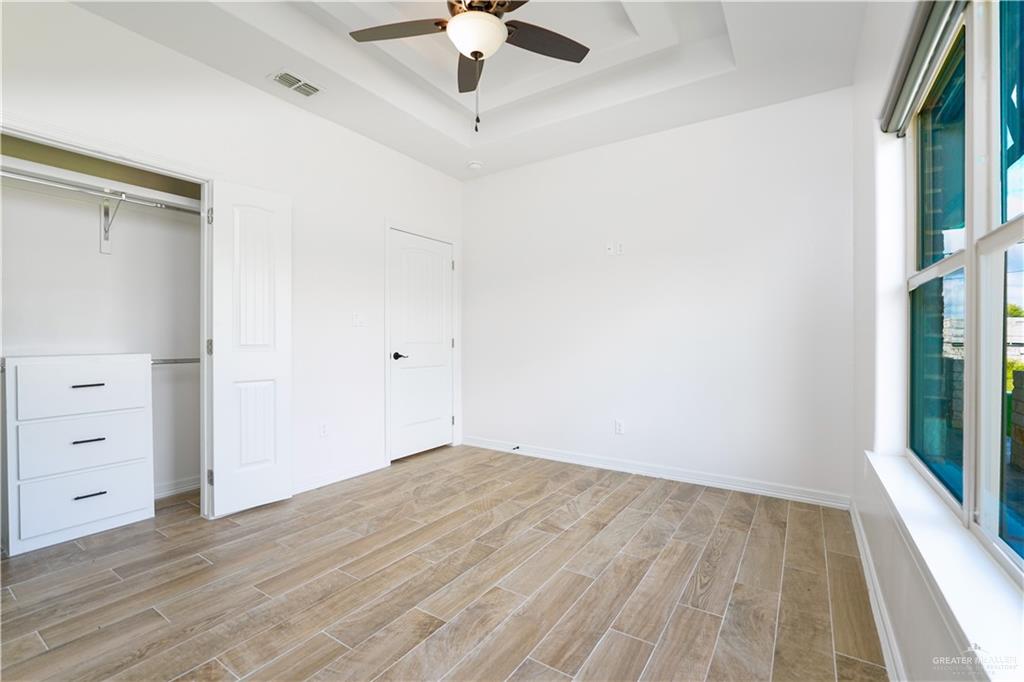 2012 W Bella Vista Avenue