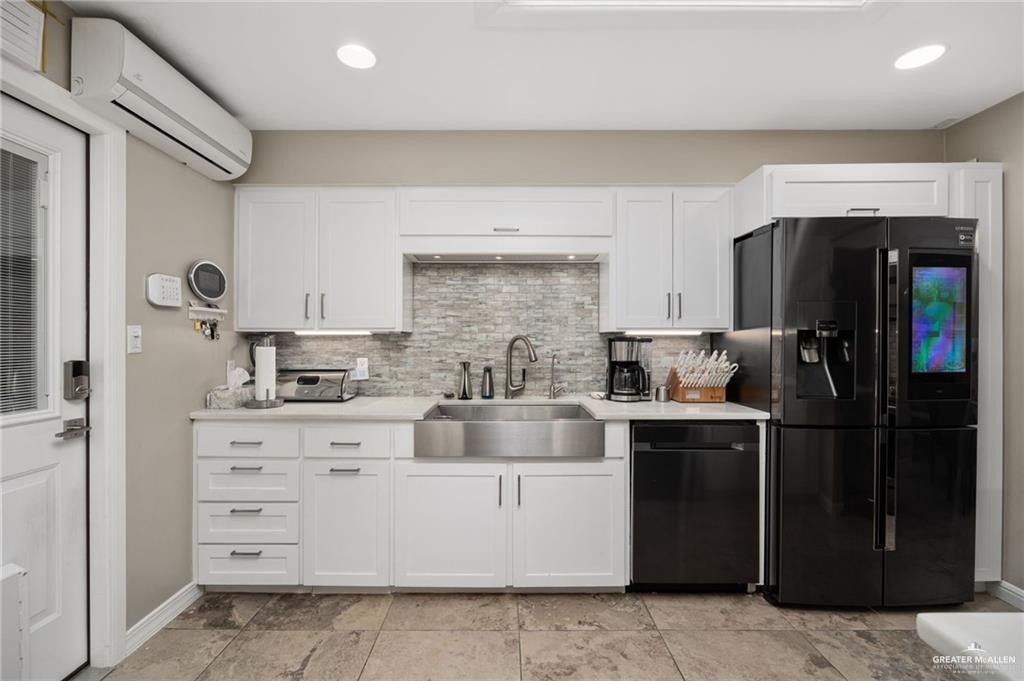 420 Tyler Avenue, McAllen