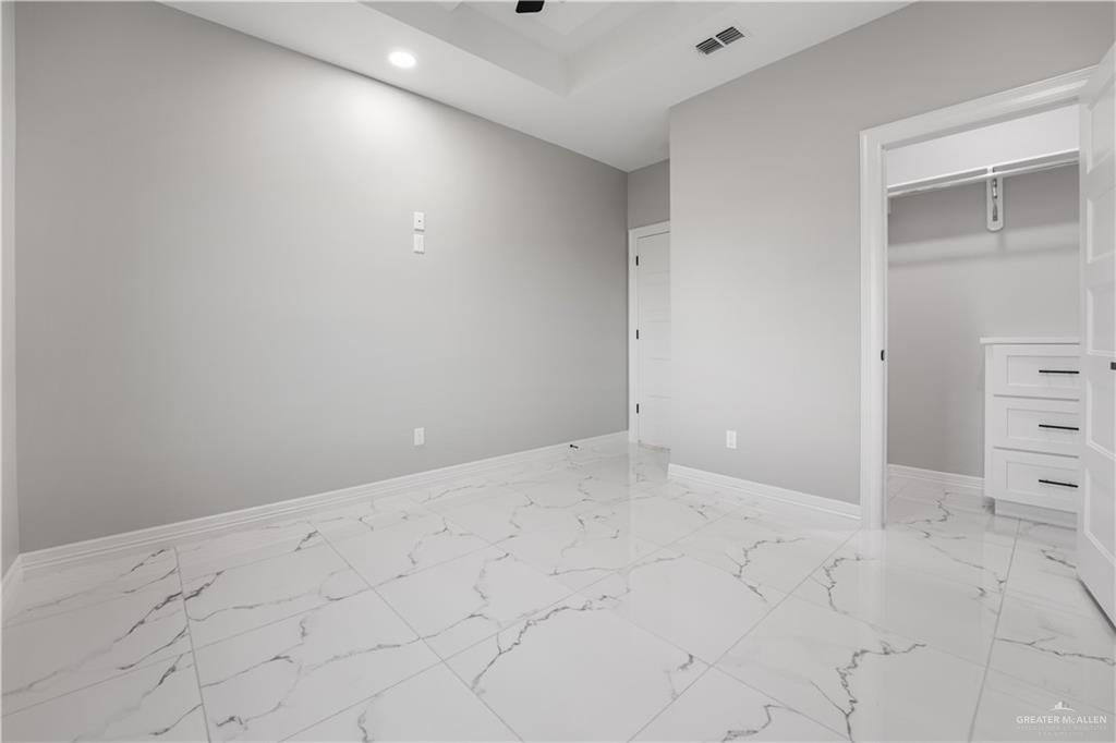 2000 Black Hills Street