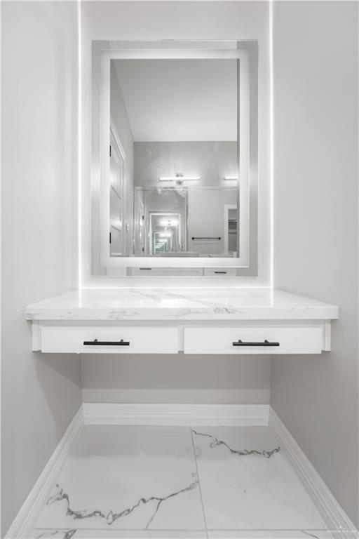 2000 Black Hills Street