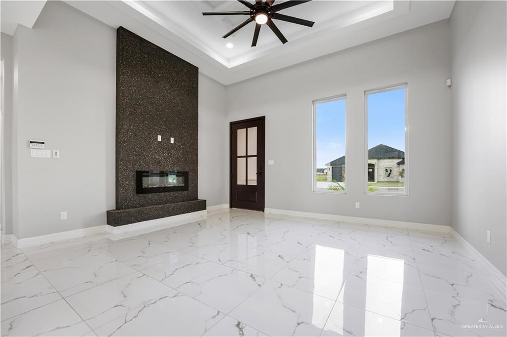 2000 Black Hills Street