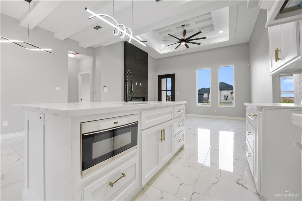 2000 Black Hills Street