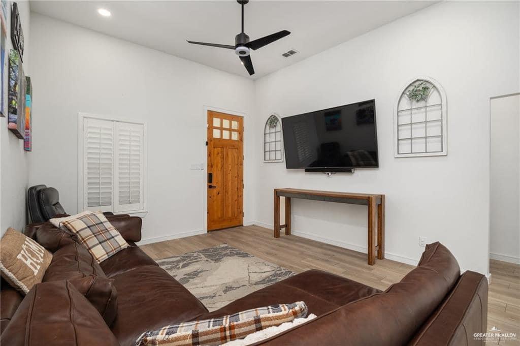 10929 N Baylie Bear Drive