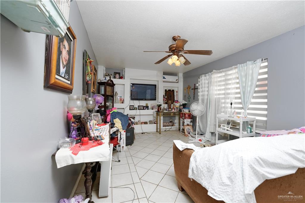 2125 Camellia Avenue, McAllen