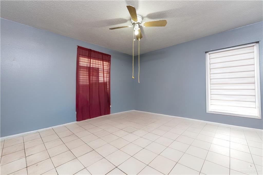 2125 Camellia Avenue, McAllen
