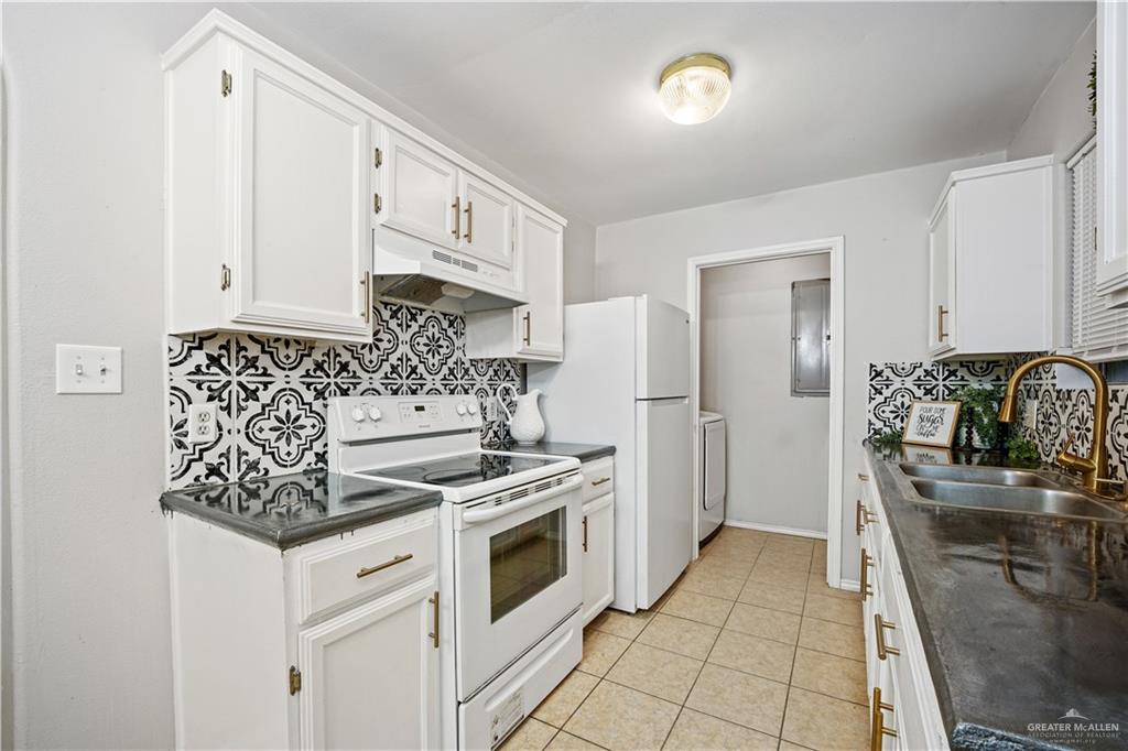426 Alma Avenue