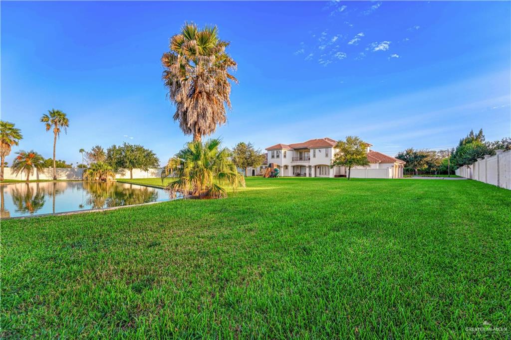 702 W Moore Road, Pharr