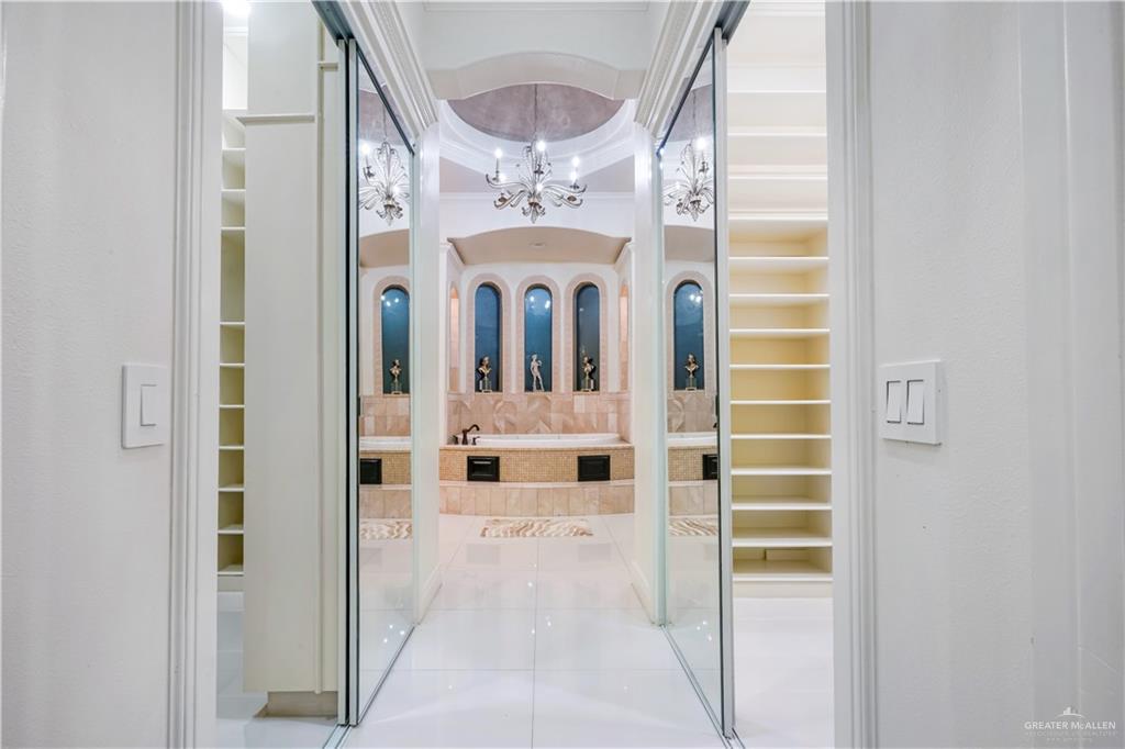 702 W Moore Road, Pharr