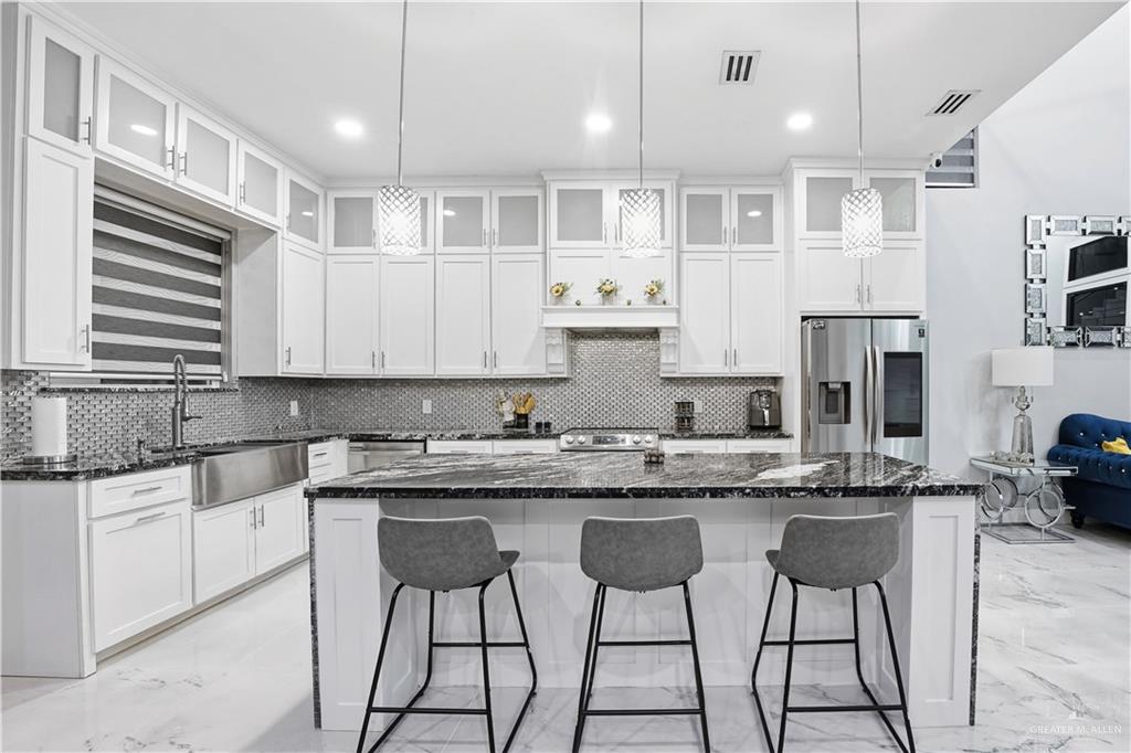 1917 W 25th 1/2 Street