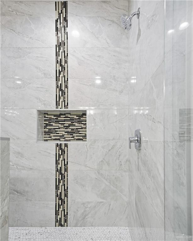 1309 E Evergreen Street