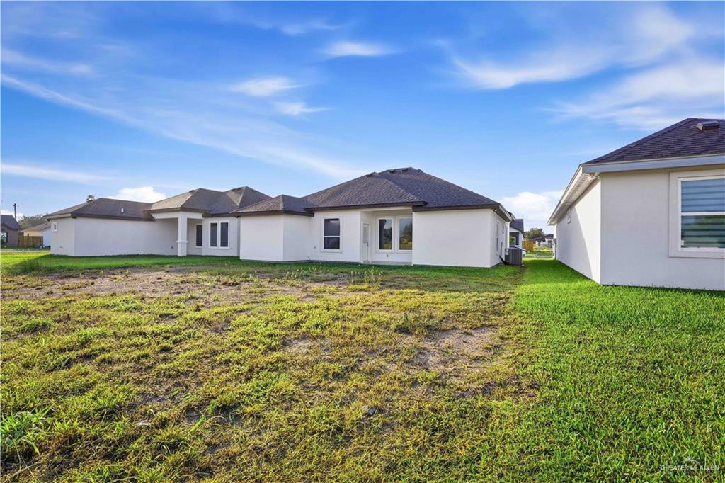 1309 E Evergreen Street