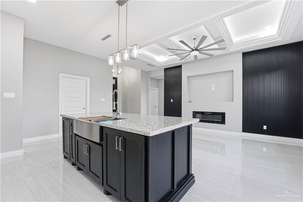 1309 E Evergreen Street