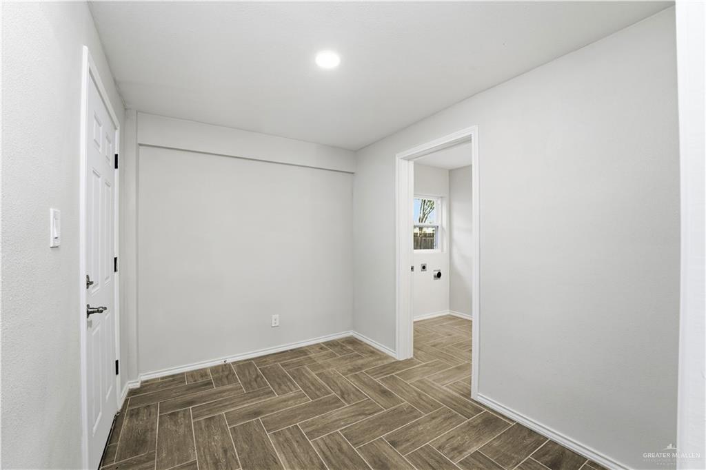 504 Date Palm Avenue, McAllen