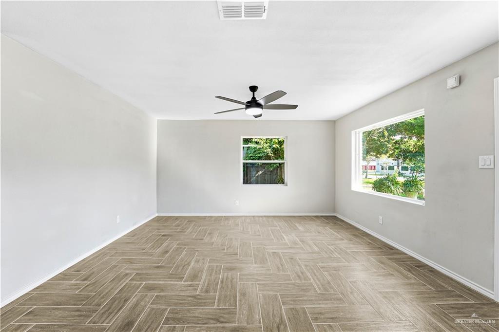 504 Date Palm Avenue, McAllen