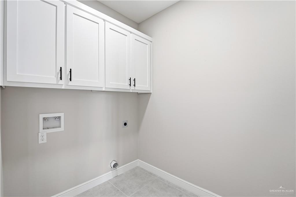 2005 Black Hills Street