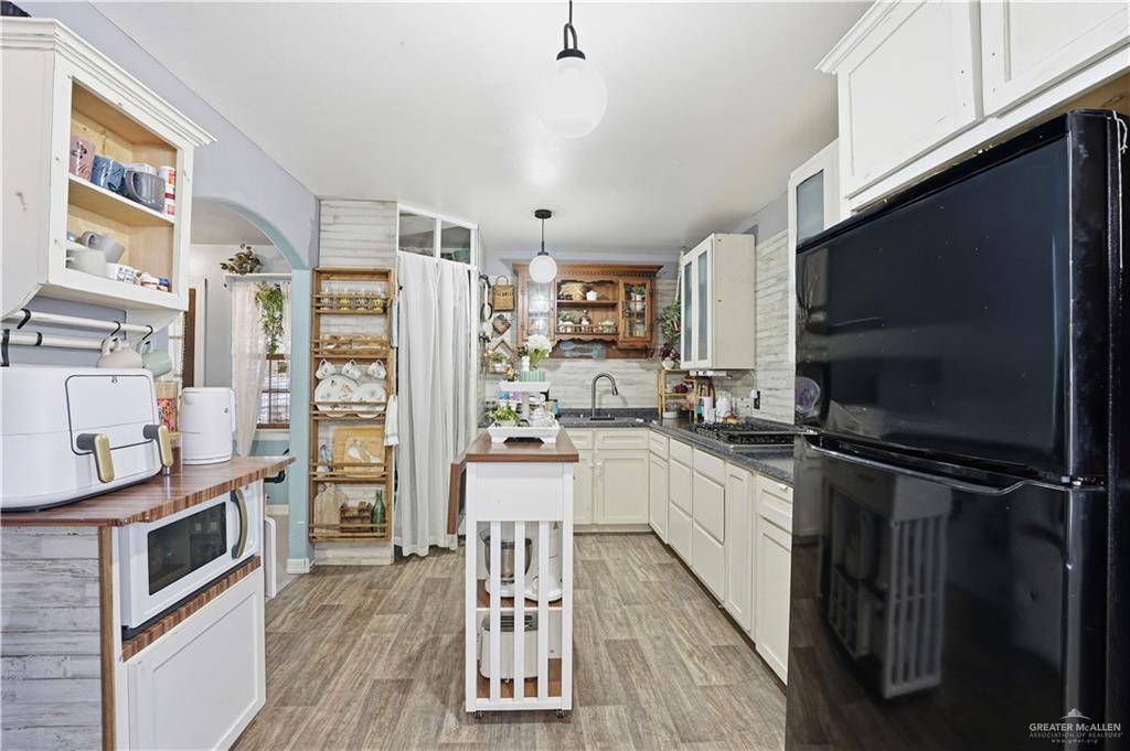 121 N Jo Beth Street