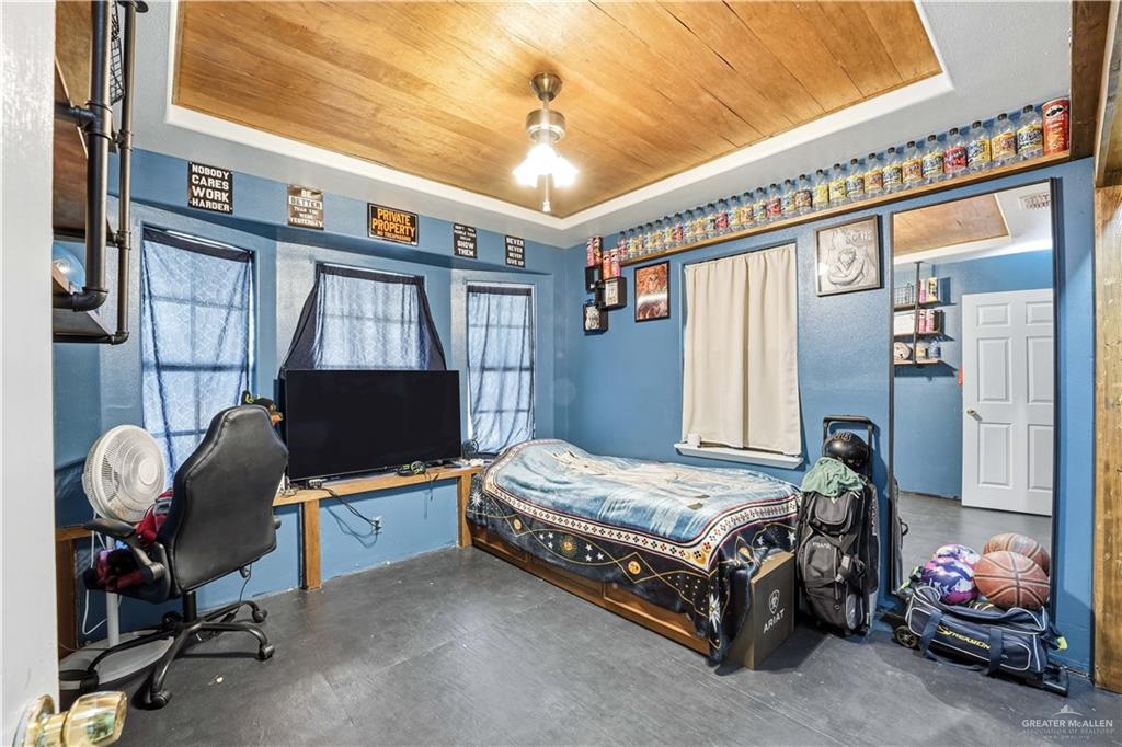 121 N Jo Beth Street