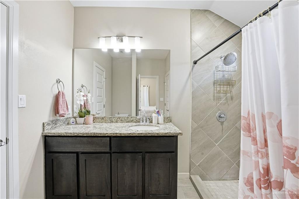 304 S Paseo Del Rey Street