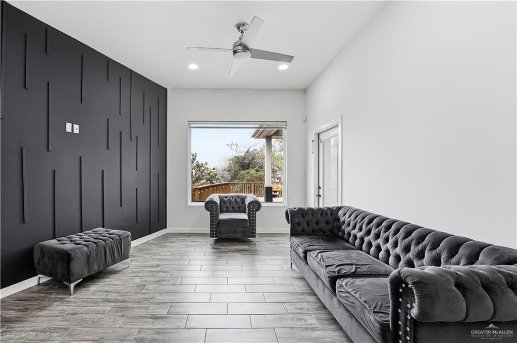 2004 Lake Front Drive