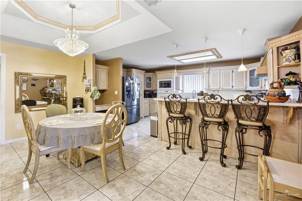 301 E Violet Avenue, McAllen