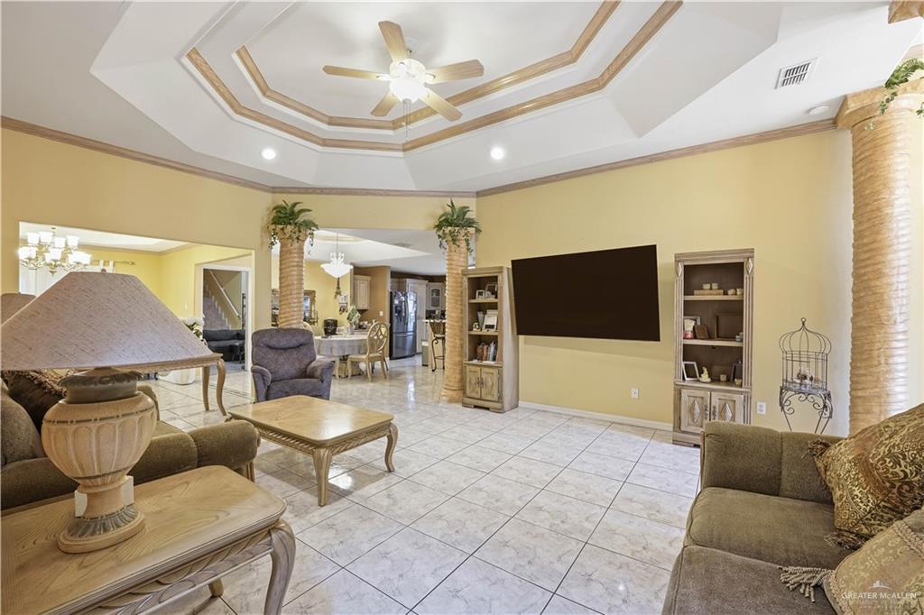 301 E Violet Avenue, McAllen