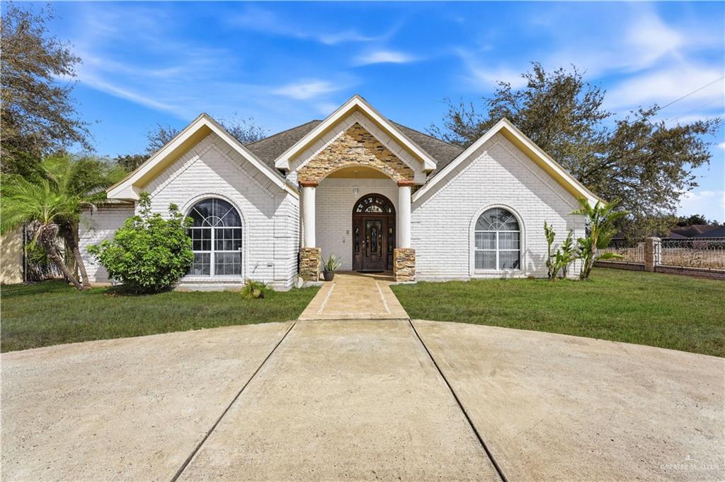 301 E Violet Avenue, McAllen