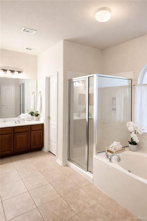 3906 El Sendero Court