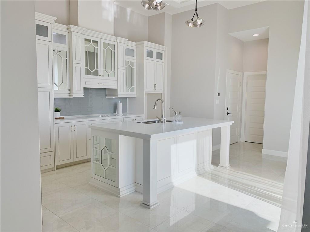 1607 Strawberry Hill