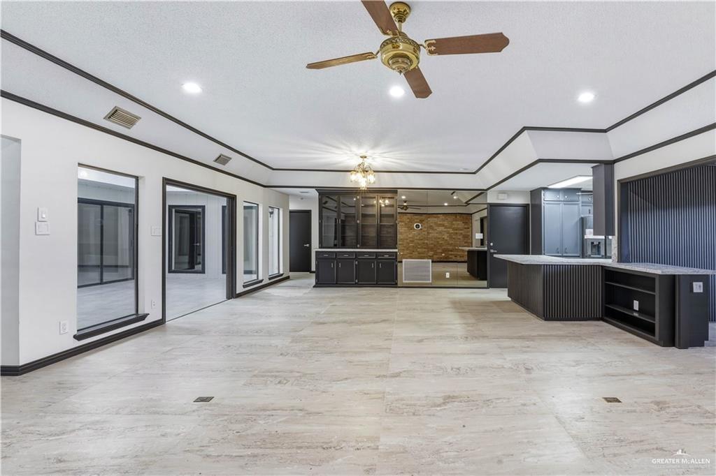 413 Toronto Avenue, McAllen