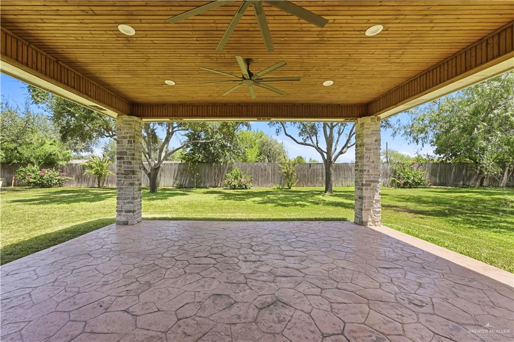 2623 Woodland Drive