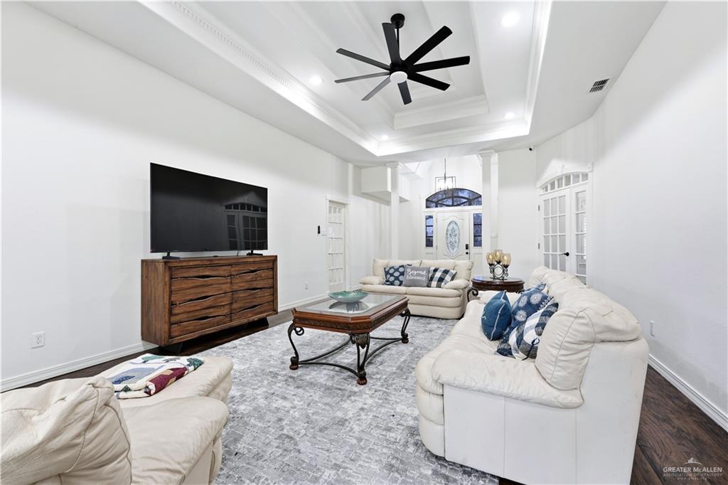 2623 Woodland Drive