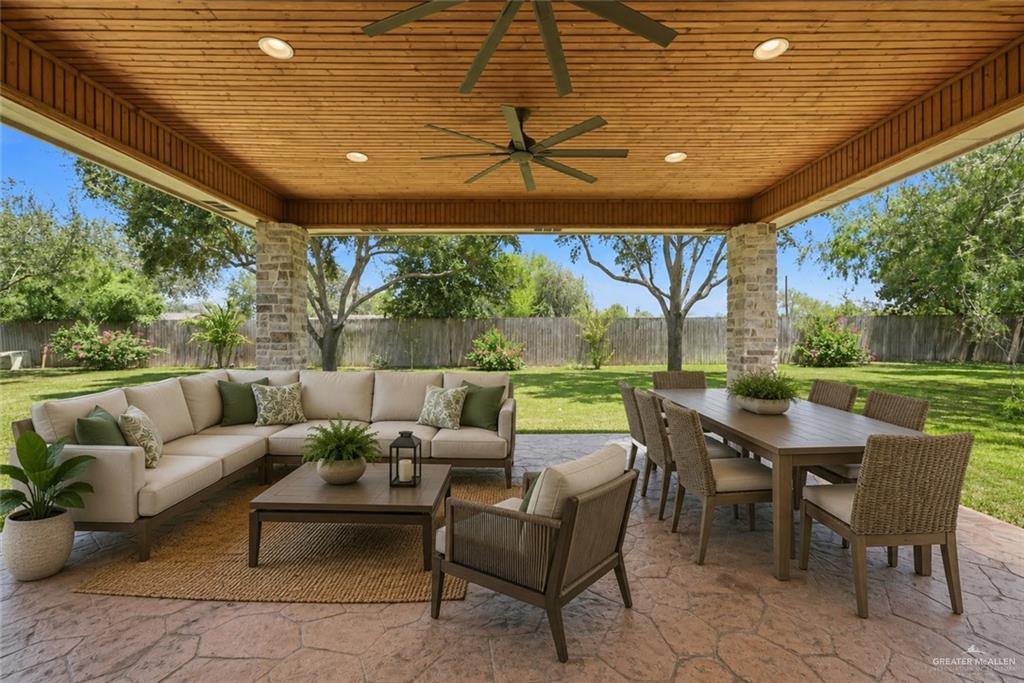 2623 Woodland Drive