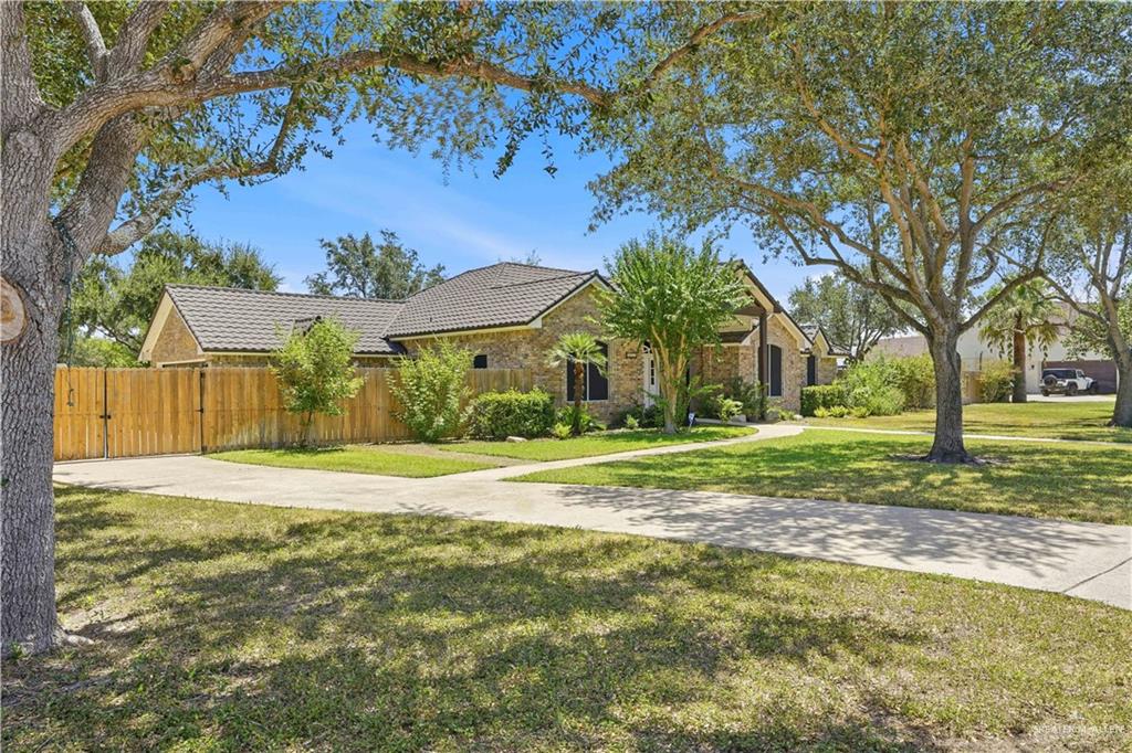 2623 Woodland Drive