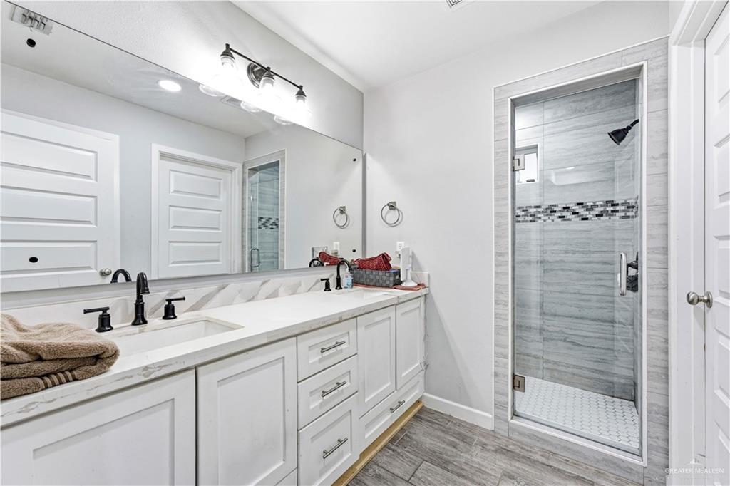 2120 Azteca Avenue, McAllen