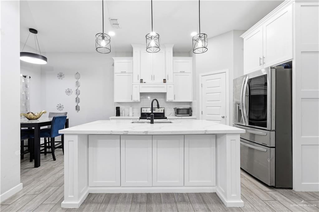 2120 Azteca Avenue, McAllen